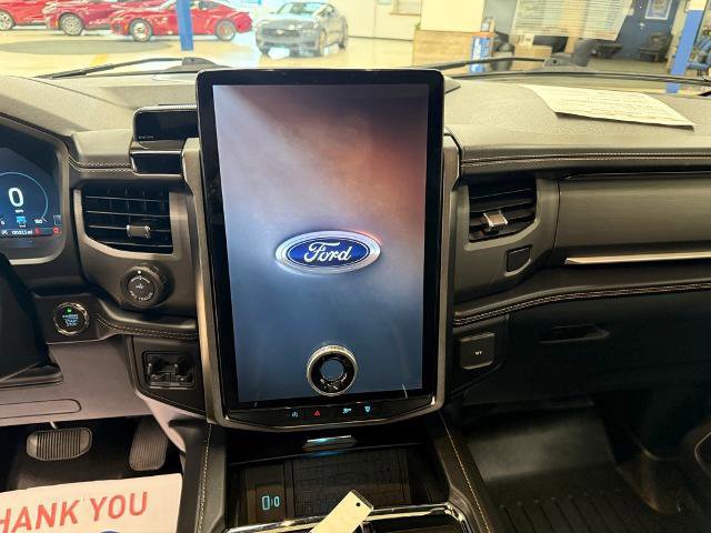 Certified 2023 Ford Expedition Platinum image 14