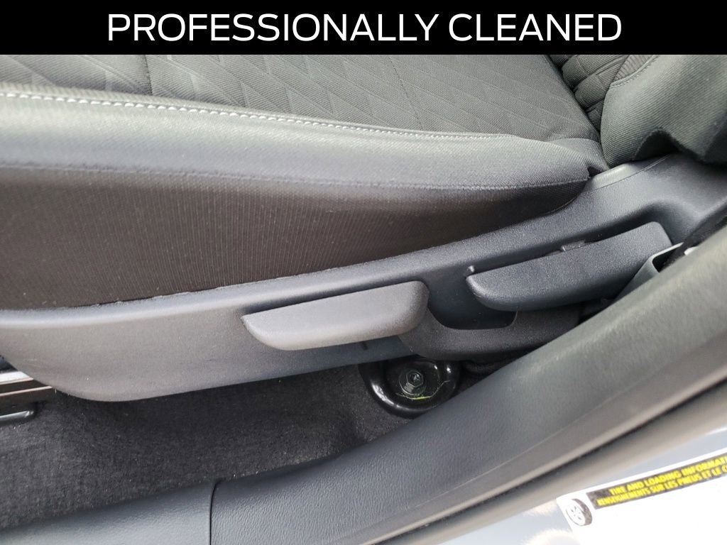 Used 2023 Nissan Kicks SV image 14