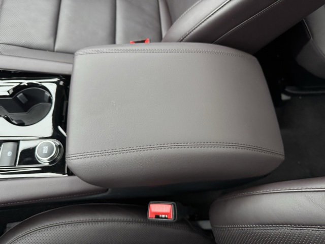 Certified 2025 Ford Explorer Platinum w/ Ultimate Package image 19