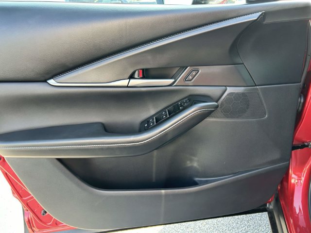 Used 2025 MAZDA CX-30 AWD 2.5 S w/ Select Sport Pkg image 12
