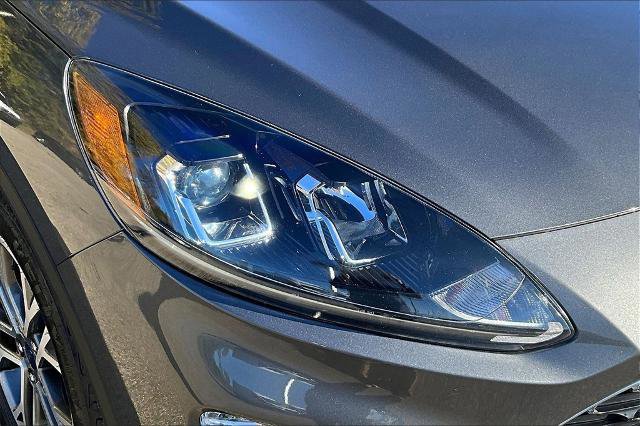 Certified 2022 Ford Escape SEL w/ Technology Package image 28