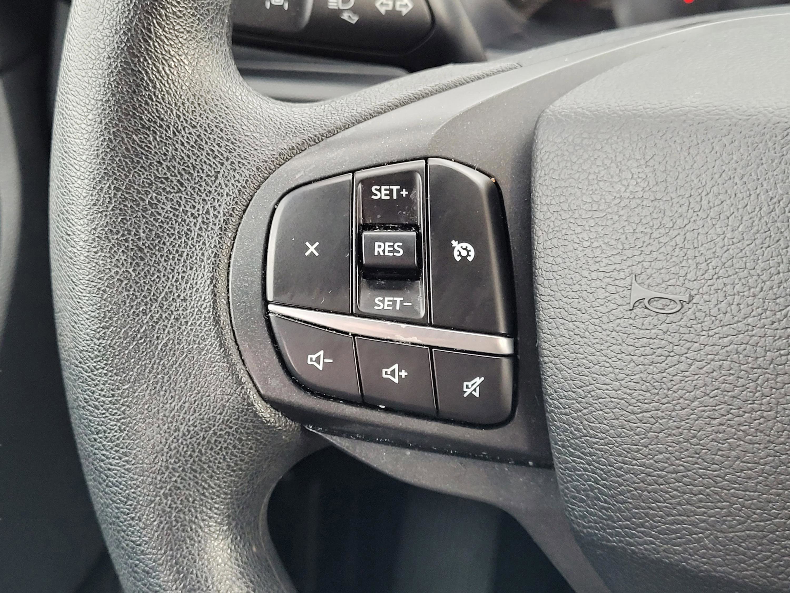 Certified 2021 Ford Explorer 2WD image 12