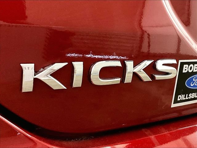 Used 2023 Nissan Kicks SV FWD image 13