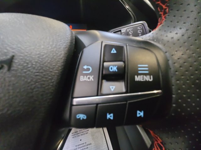 Certified 2025 Ford Escape ST-Line AWD/4WD image 19