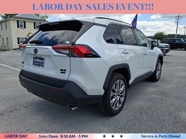 Used 2023 Toyota RAV4 XLE Premium AWD/4WD image 10