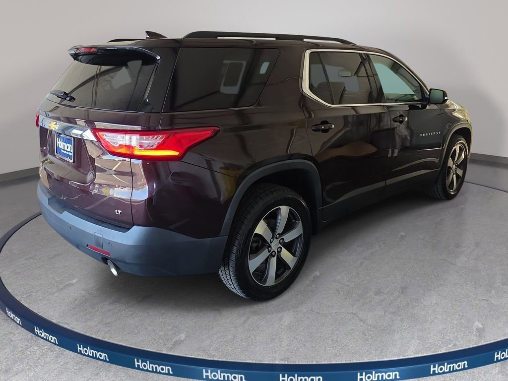 Used 2020 Chevrolet Traverse LT w/ LT Premium Package image 5