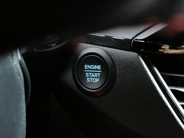 Certified 2025 Ford Escape ST-Line Select AWD/4WD image 26