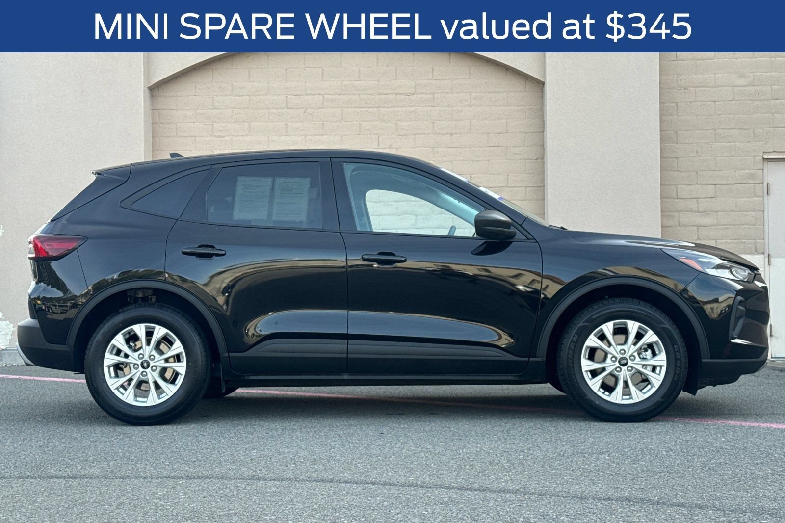 Certified 2025 Ford Escape Active FWD image 4