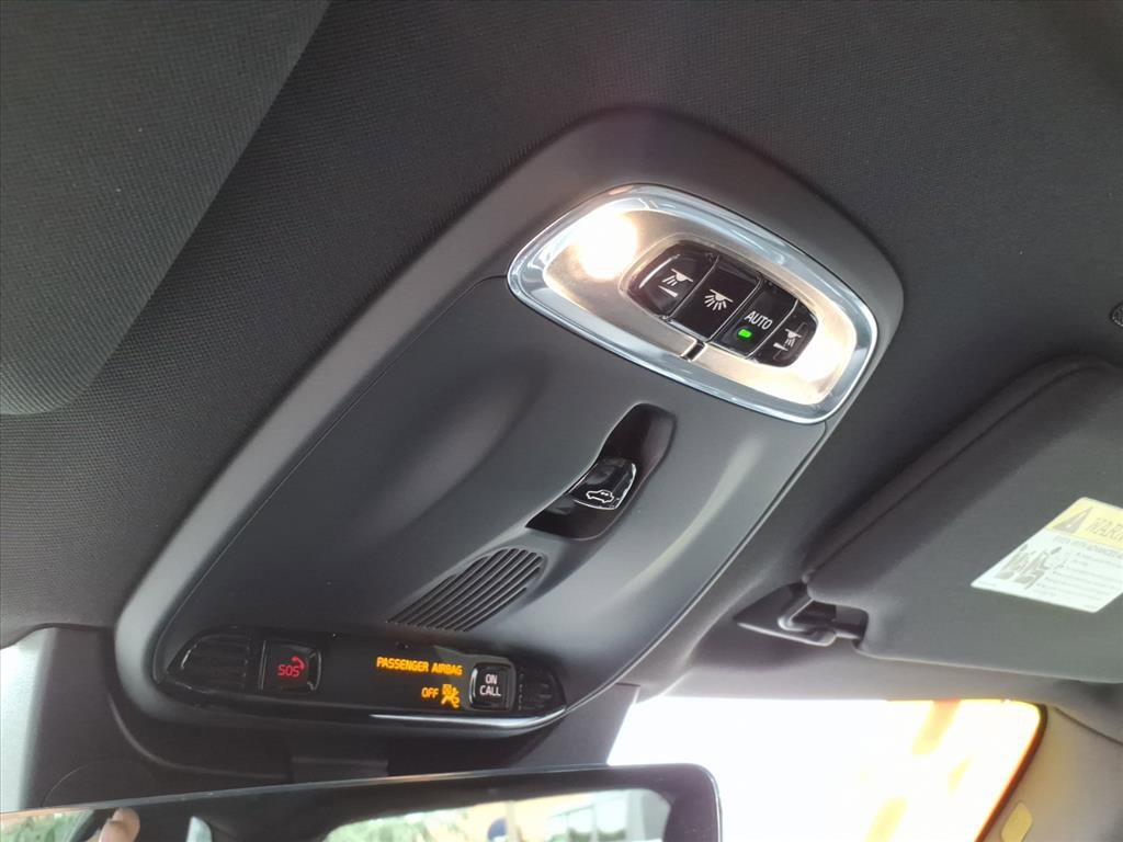 Used 2018 Volvo XC90 T6 Momentum w/ Momentum Plus Package image 24