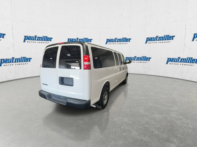 Used 2025 Chevrolet Express 3500 LS RWD image 10