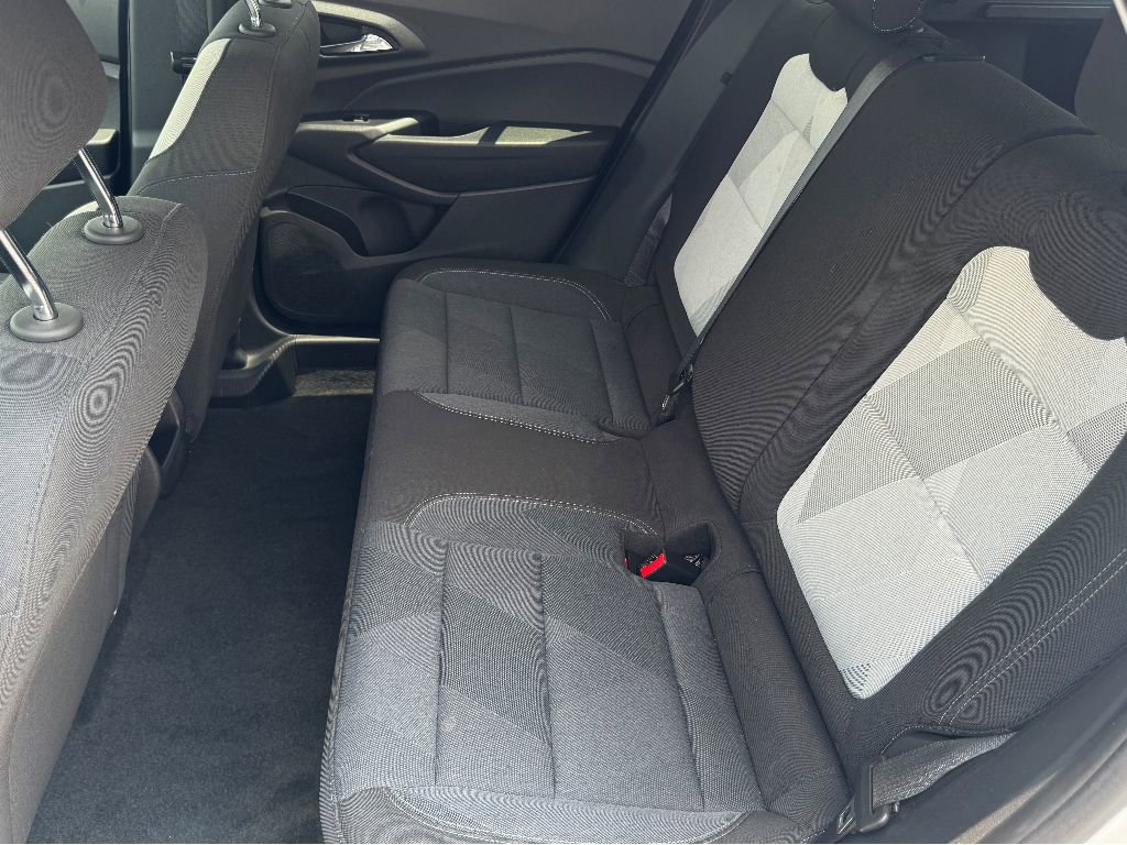 Used 2025 Chevrolet Trax LS image 12