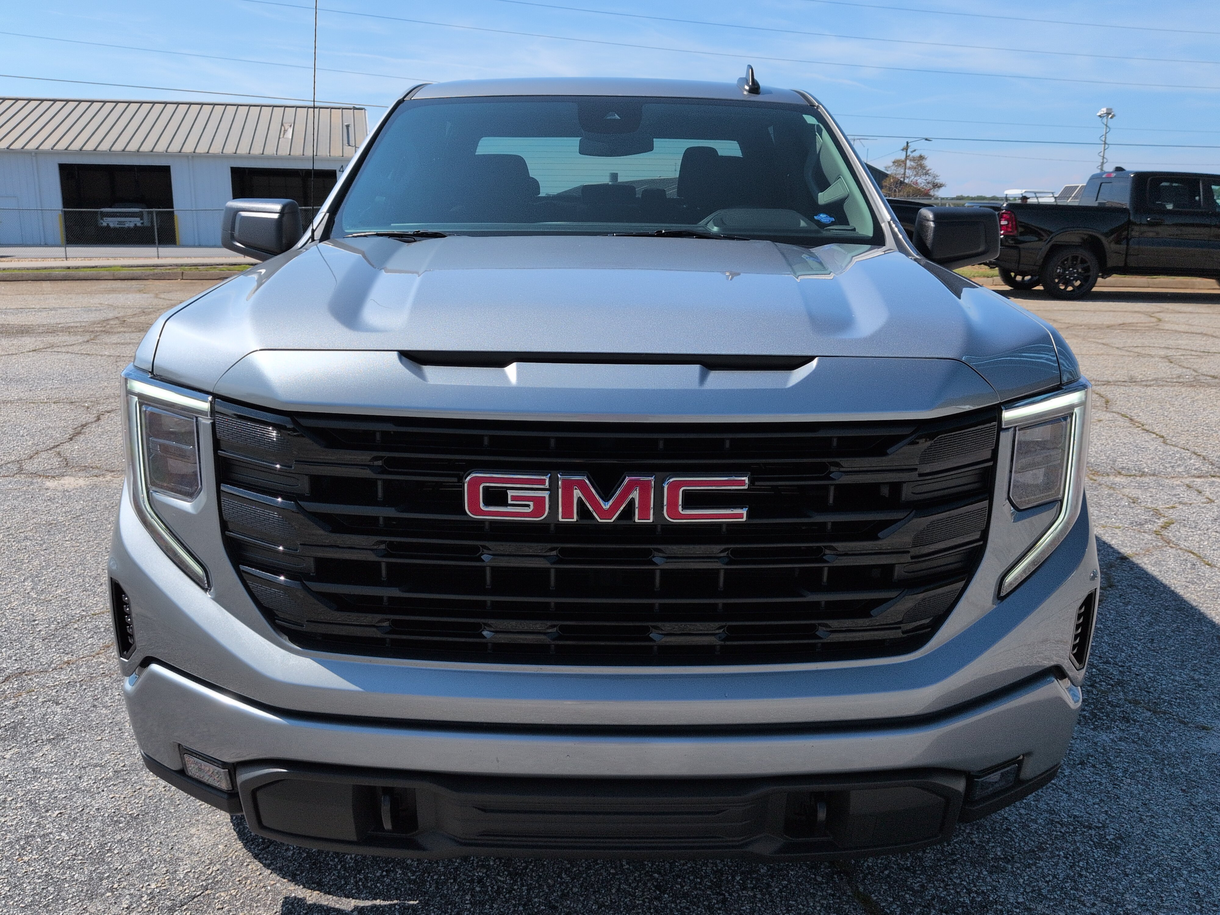 Used 2024 GMC Sierra 1500 Elevation AWD/4WD image 7