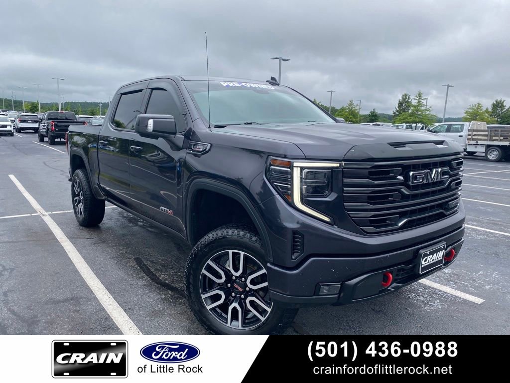 Used 2022 GMC Sierra 1500 AT4 w/ AT4 Preferred Package AWD/4WD image 1
