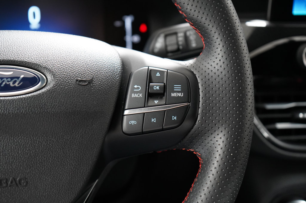 Certified 2025 Ford Escape ST-Line FWD image 17