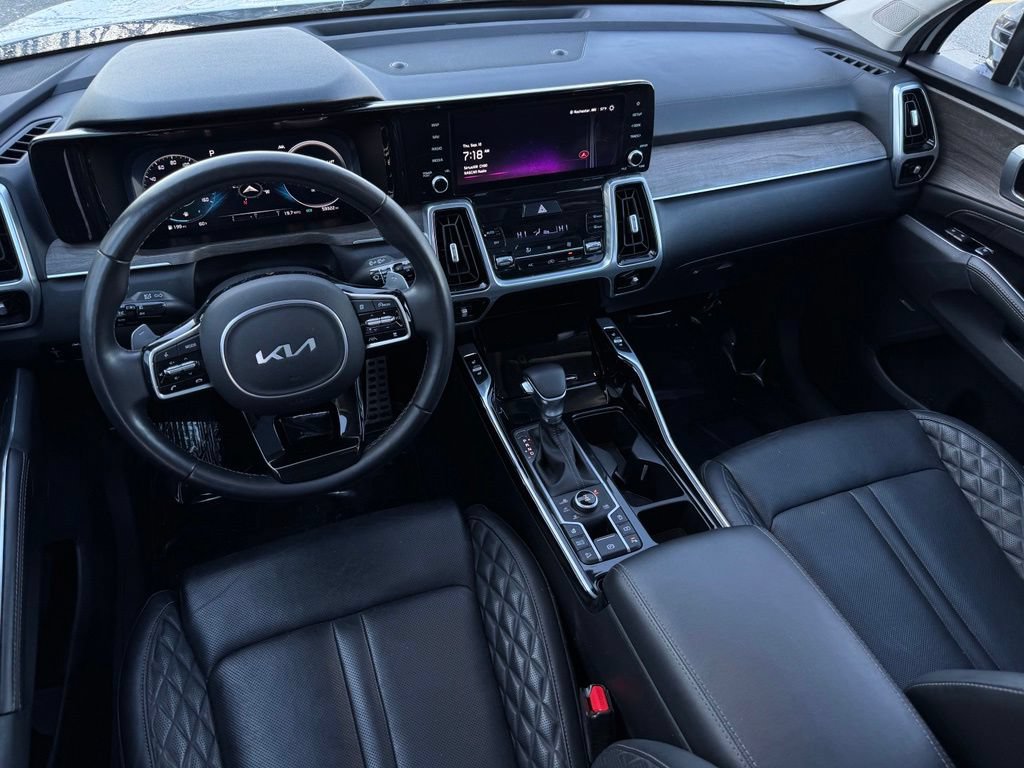 Used 2023 Kia Sorento SX Prestige AWD/4WD image 19