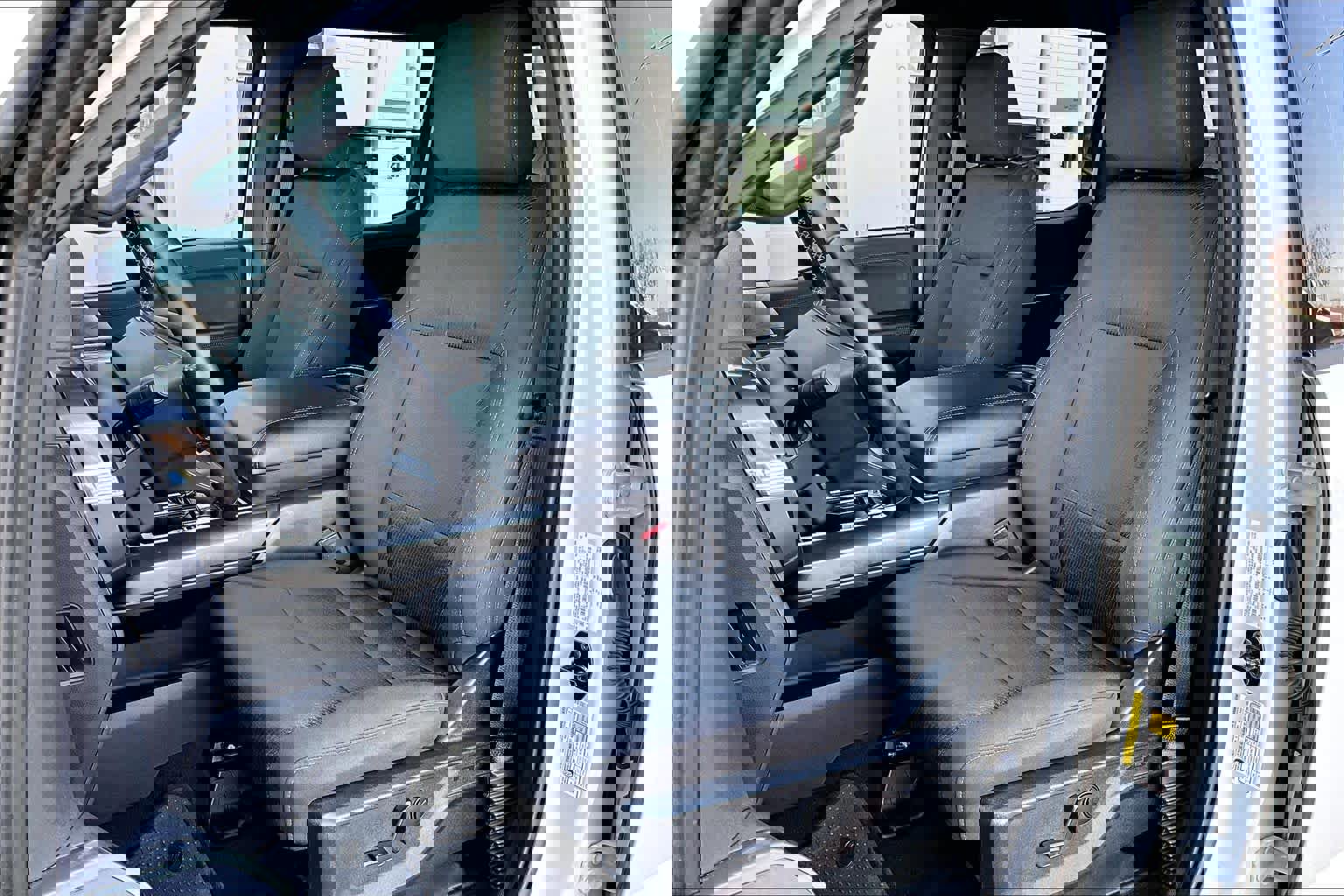 Certified 2023 Ford F150 XLT w/ Equipment Group 302A High image 11