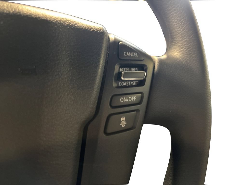 Used 2025 Nissan Frontier SV AWD/4WD image 35