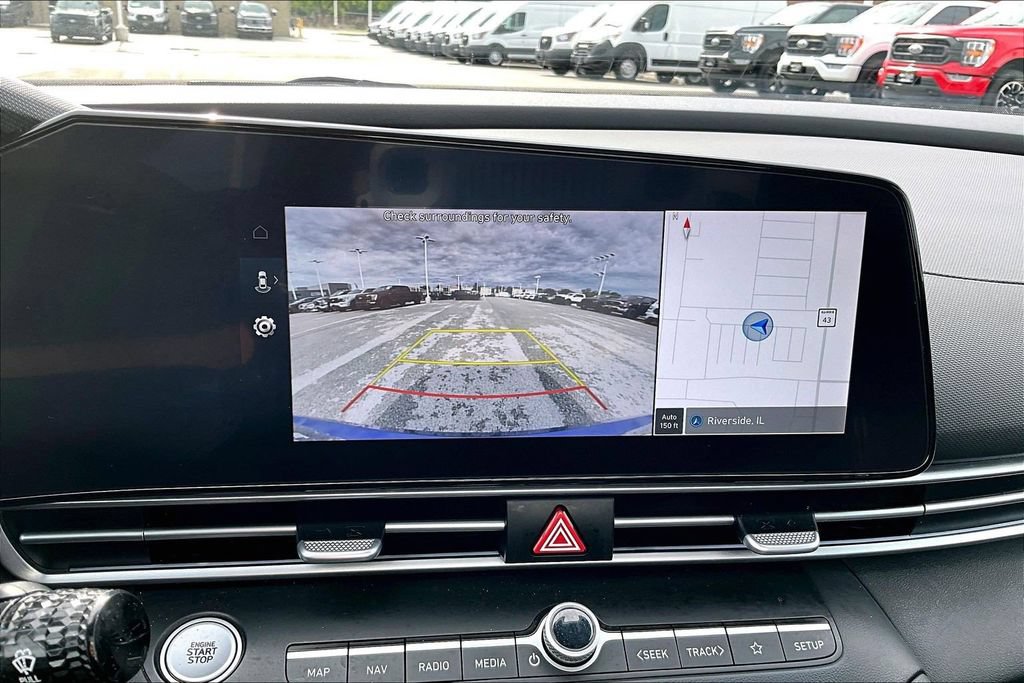 Used 2025 Hyundai Elantra SEL FWD image 20