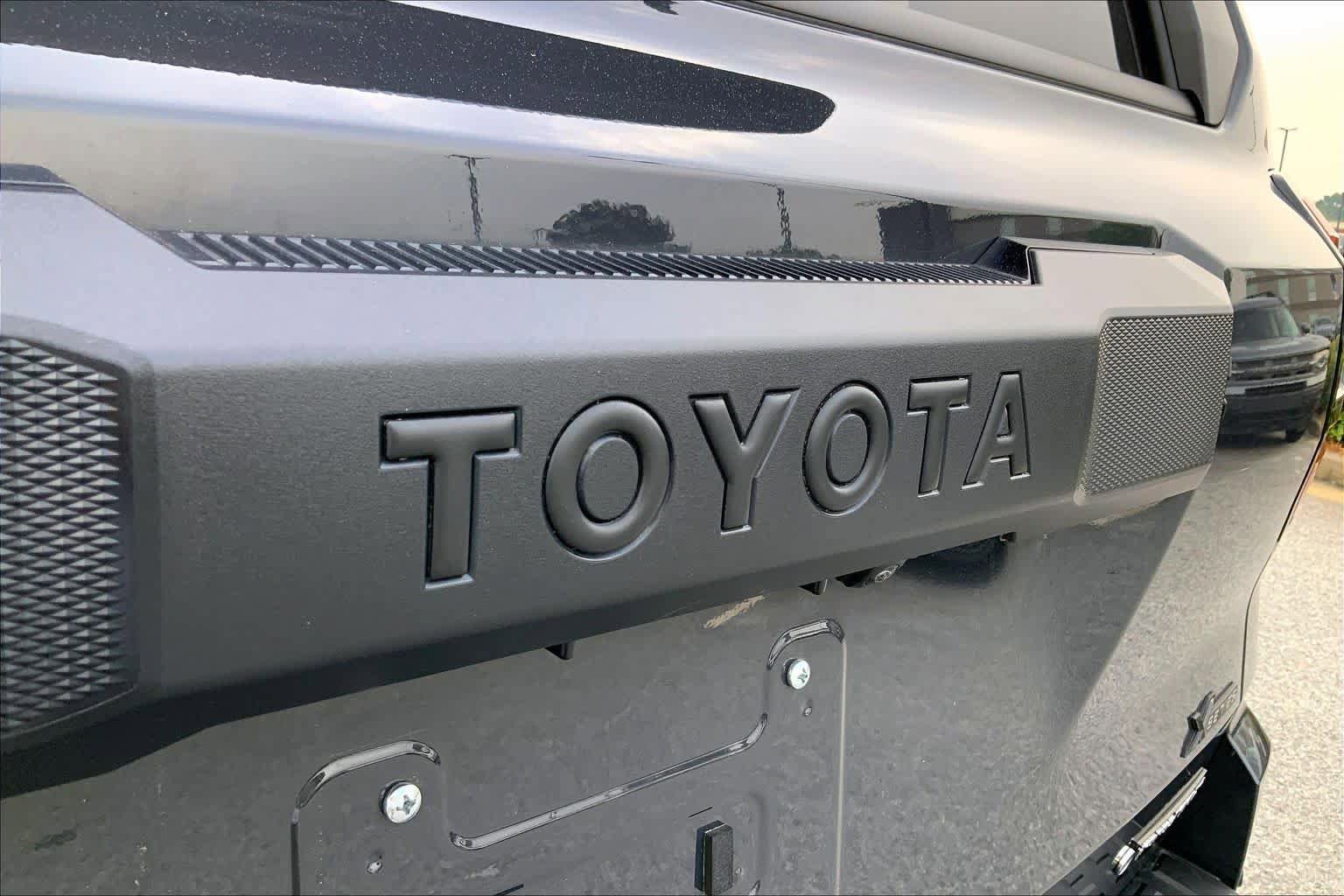 Used 2025 Toyota 4Runner TRD Off-Road Premium AWD/4WD image 29