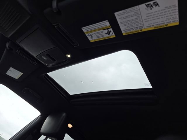 Used 2023 Nissan Armada SL w/ Midnight Edition Package RWD image 17