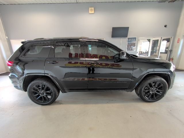 Used 2021 Jeep Grand Cherokee Altitude AWD/4WD image 6