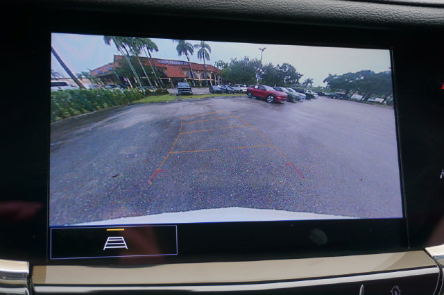 Used 2022 Cadillac XT6 Premium Luxury FWD image 21