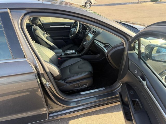 Certified 2017 Ford Fusion Titanium FWD image 26