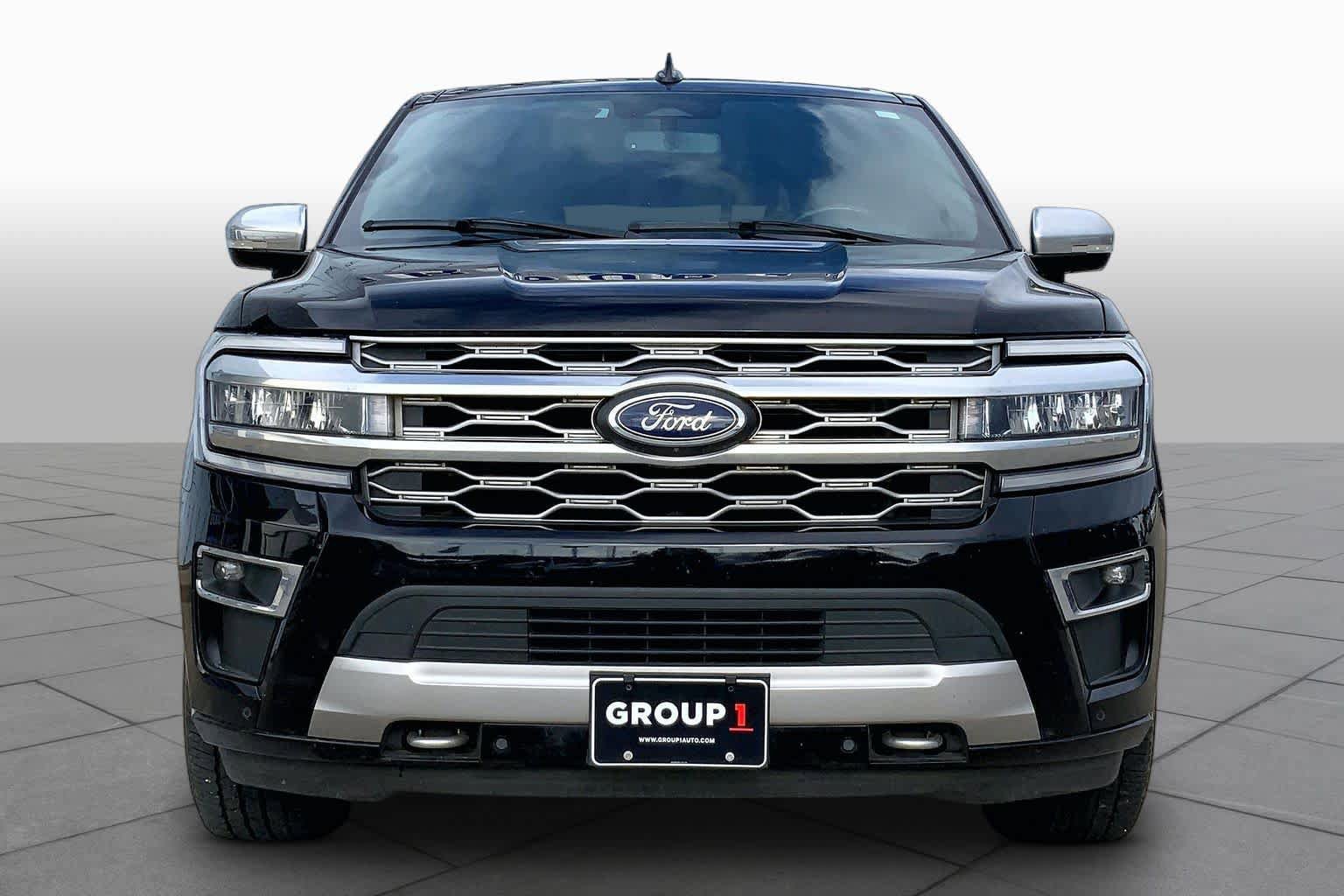 Certified 2023 Ford Expedition Platinum AWD/4WD image 4