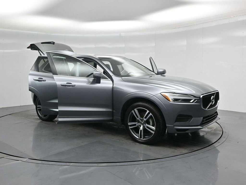 Used 2020 Volvo XC60 T5 Momentum w/ Protection Package Premier image 59
