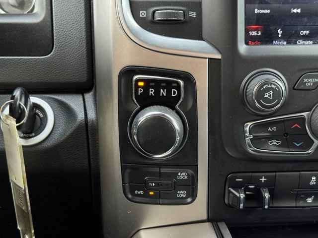 Used 2018 RAM 1500 SLT AWD/4WD image 12