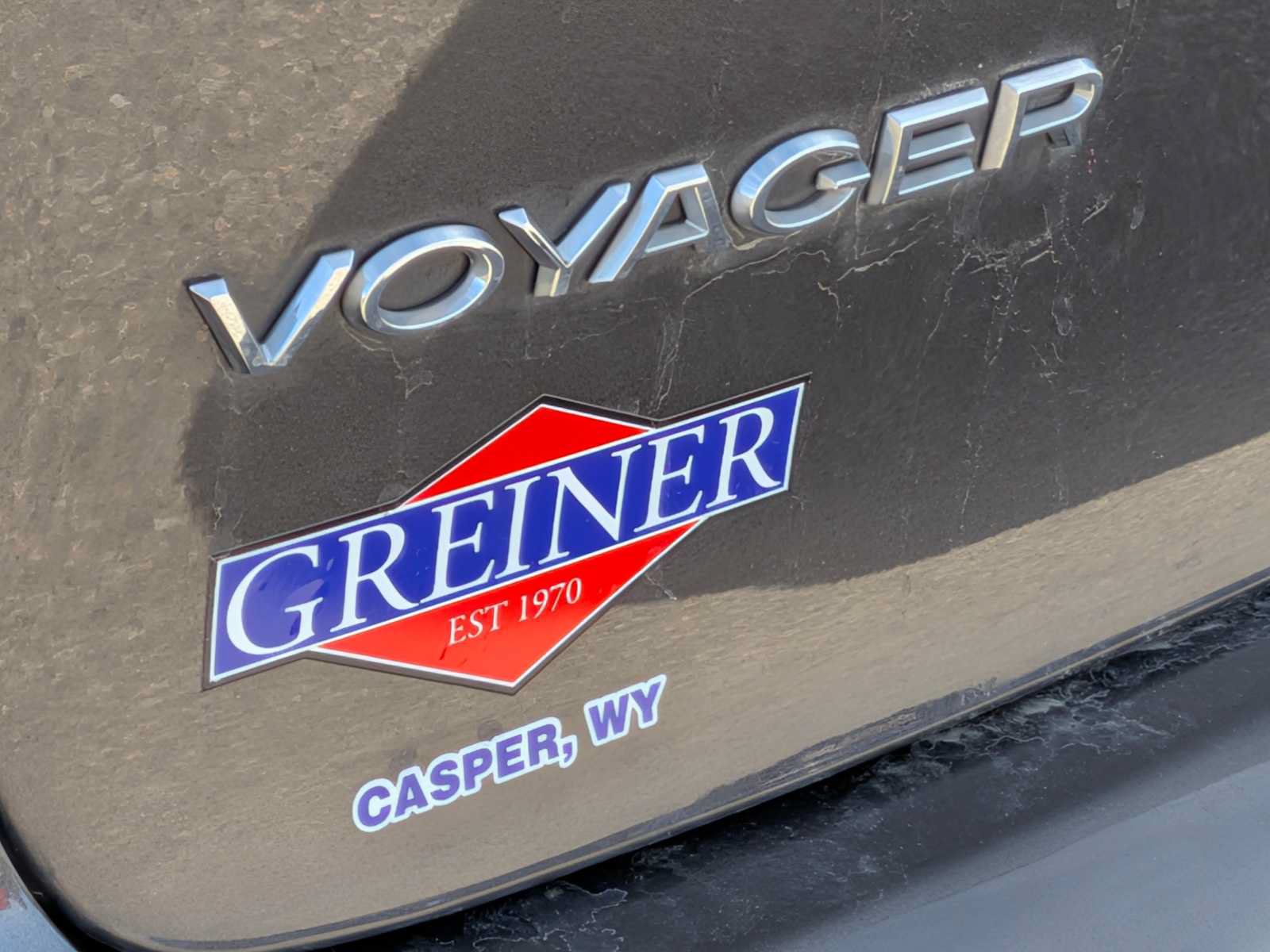 Used 2023 Chrysler Voyager LX FWD image 11