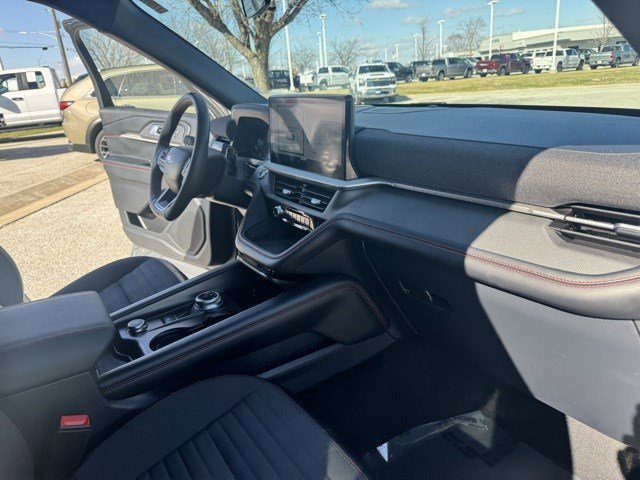 Certified 2025 Ford Explorer ST-Line w/ ST-Line Street Pack image 34