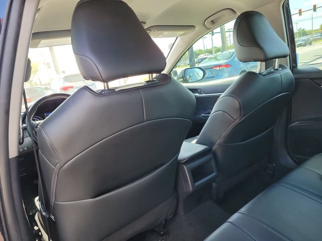 Used 2023 Toyota Camry SE FWD image 11