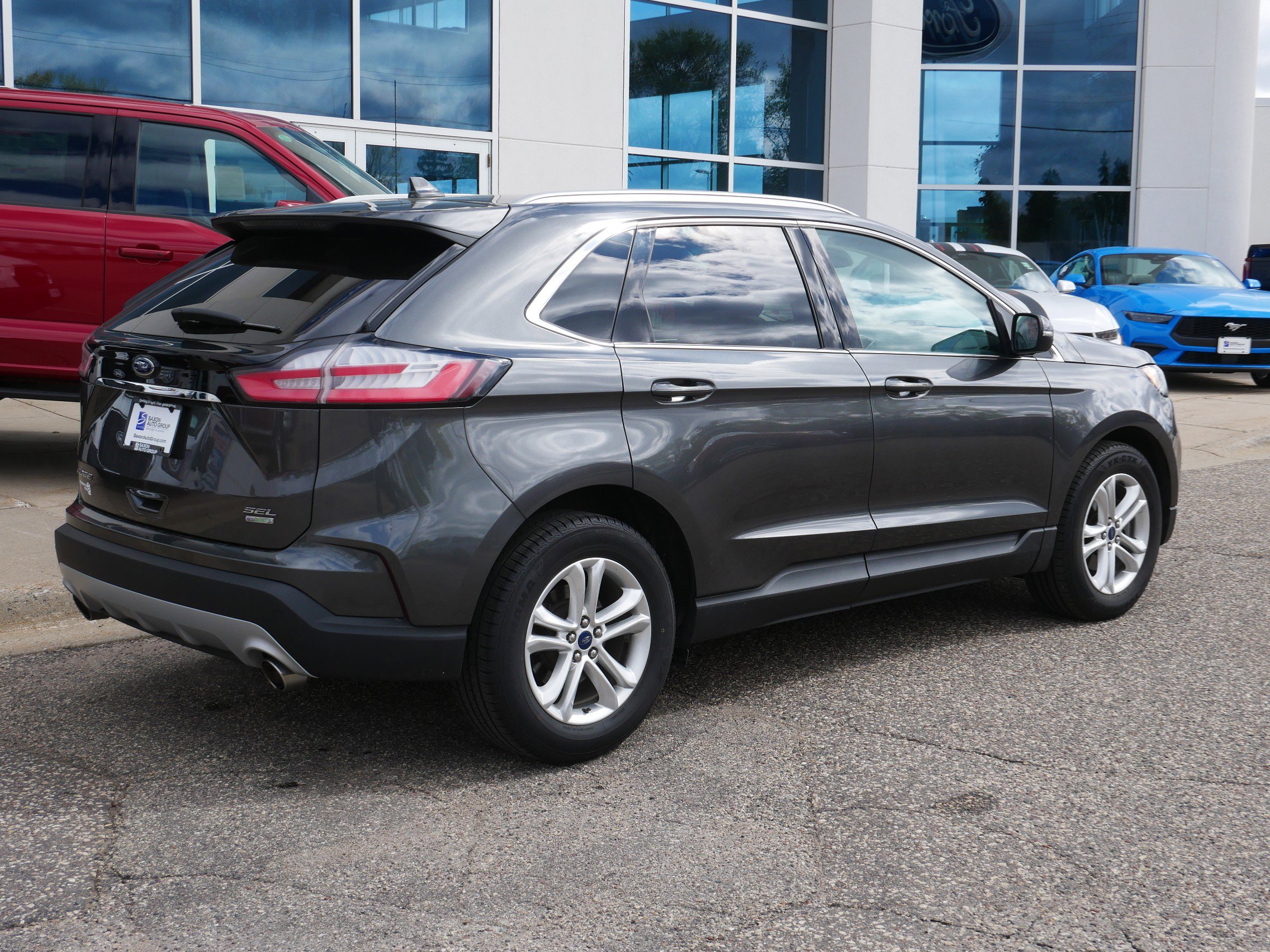Certified 2019 Ford Edge SEL w/ Equipment Group 201A FWD image 3