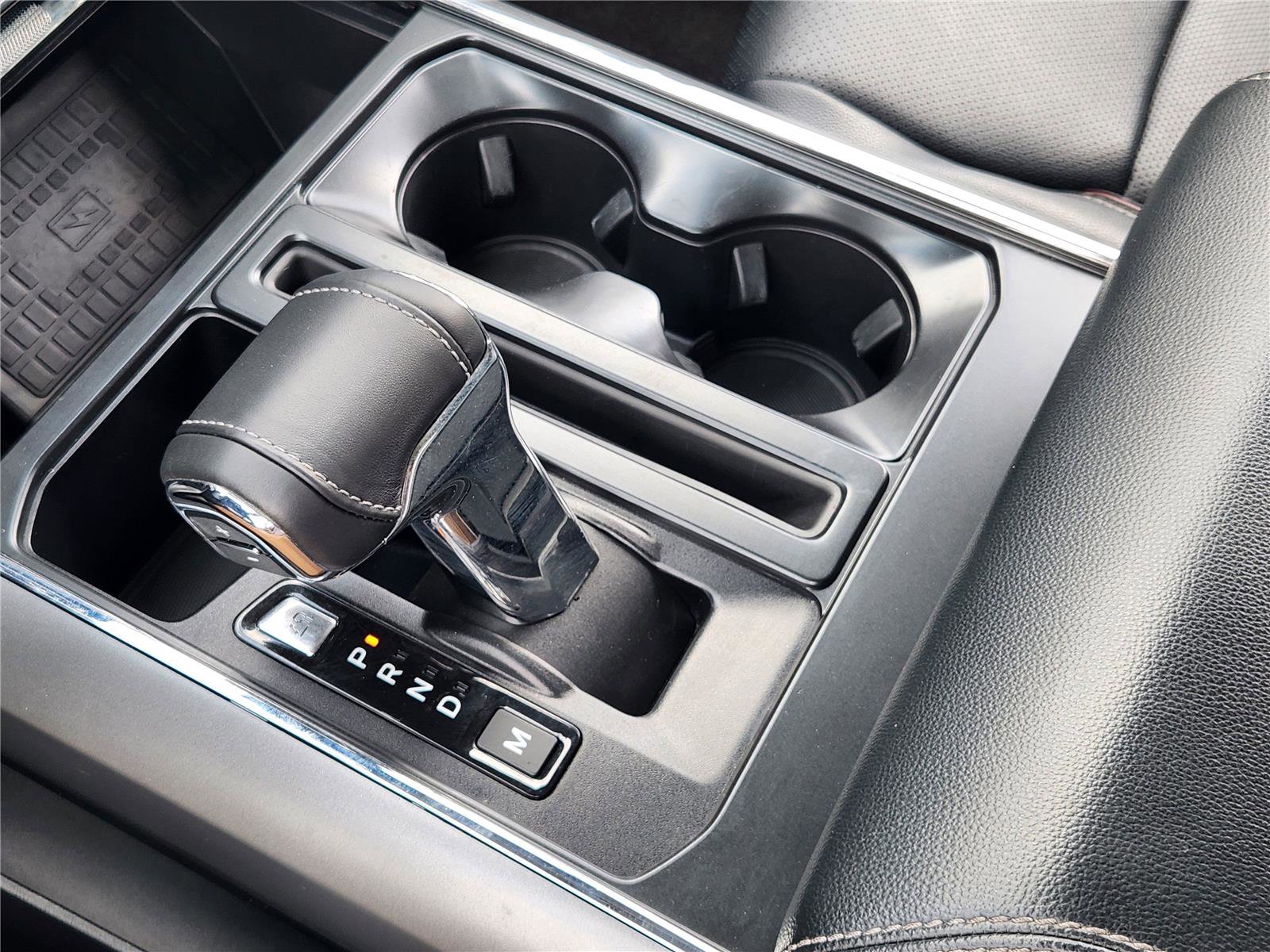 Certified 2022 Ford F150 Lariat w/ Equipment Group 502A High image 29