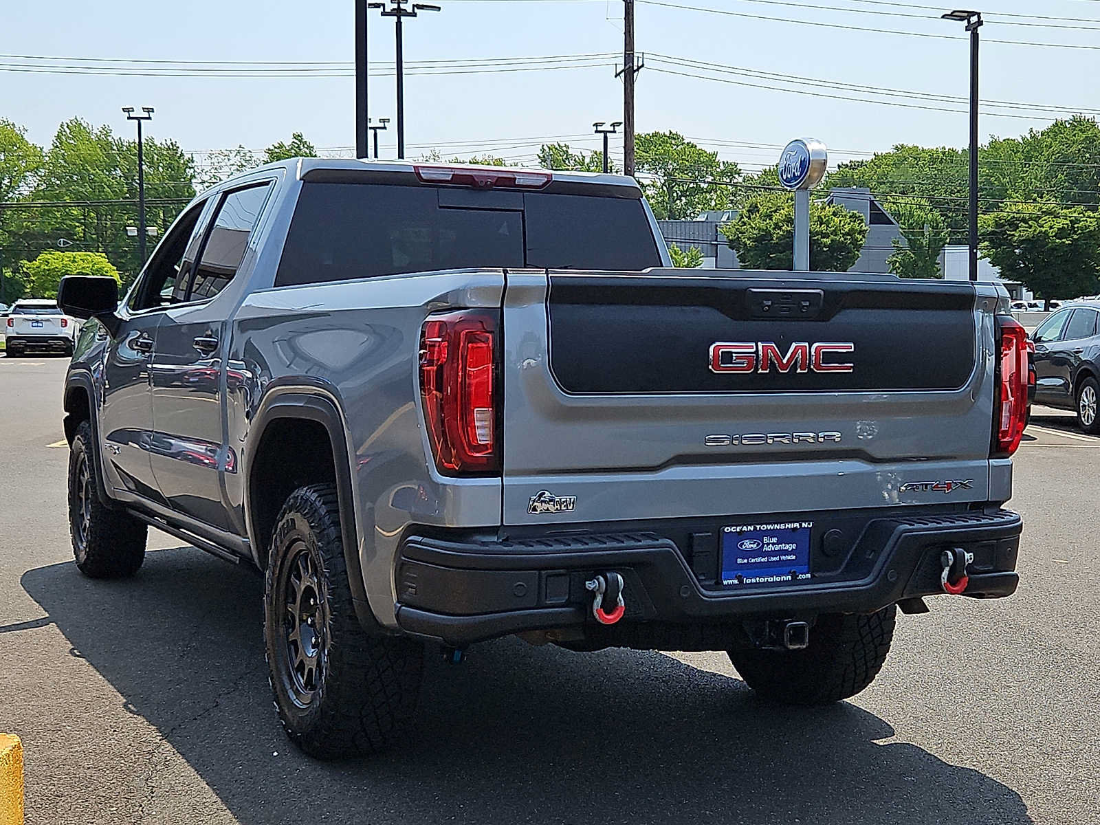 Used 2023 GMC Sierra 1500 AT4X w/ AT4X AEV Edition AWD/4WD image 4
