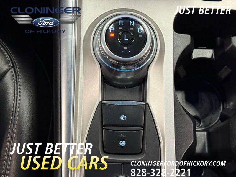 Certified 2022 Ford Explorer XLT w/ Equipment Group 202A image 31