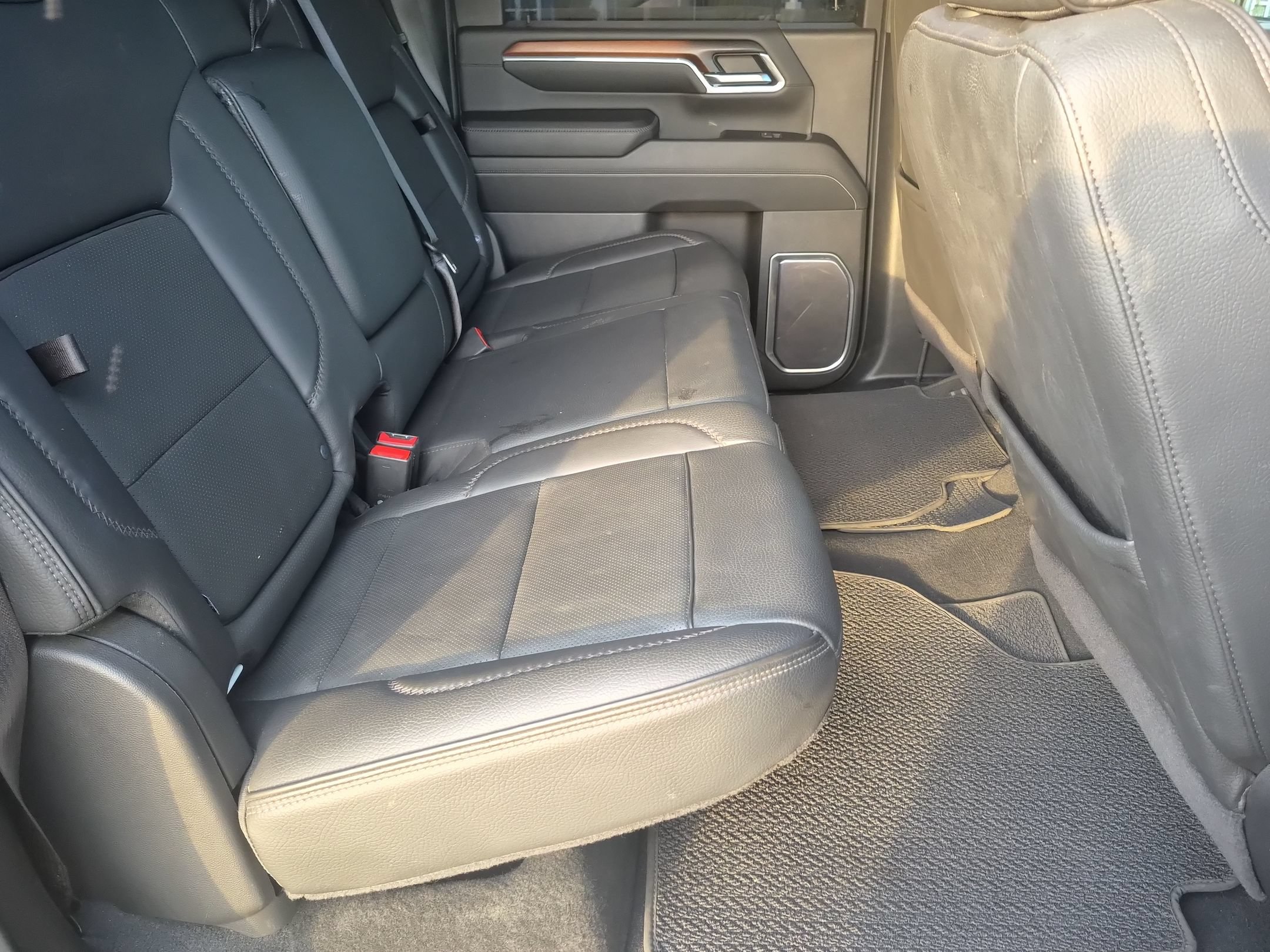 Used 2024 GMC Sierra 2500 Denali w/ Technology Package AWD/4WD image 33