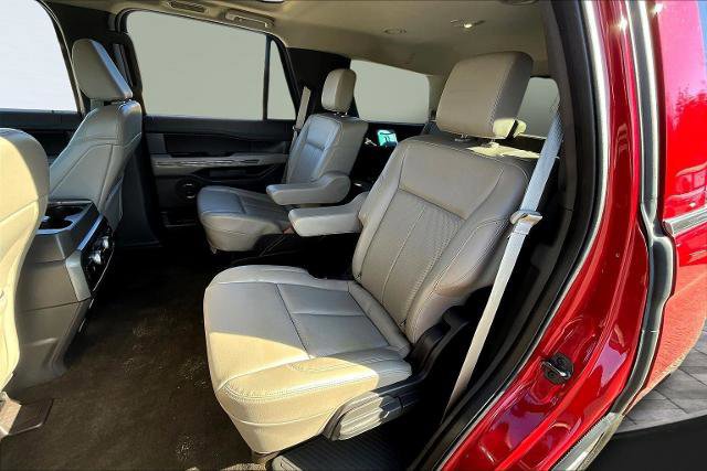 Certified 2021 Ford Expedition XLT image 30