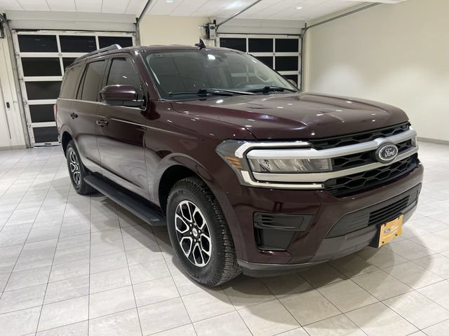 Certified 2023 Ford Expedition XLT RWD image 7
