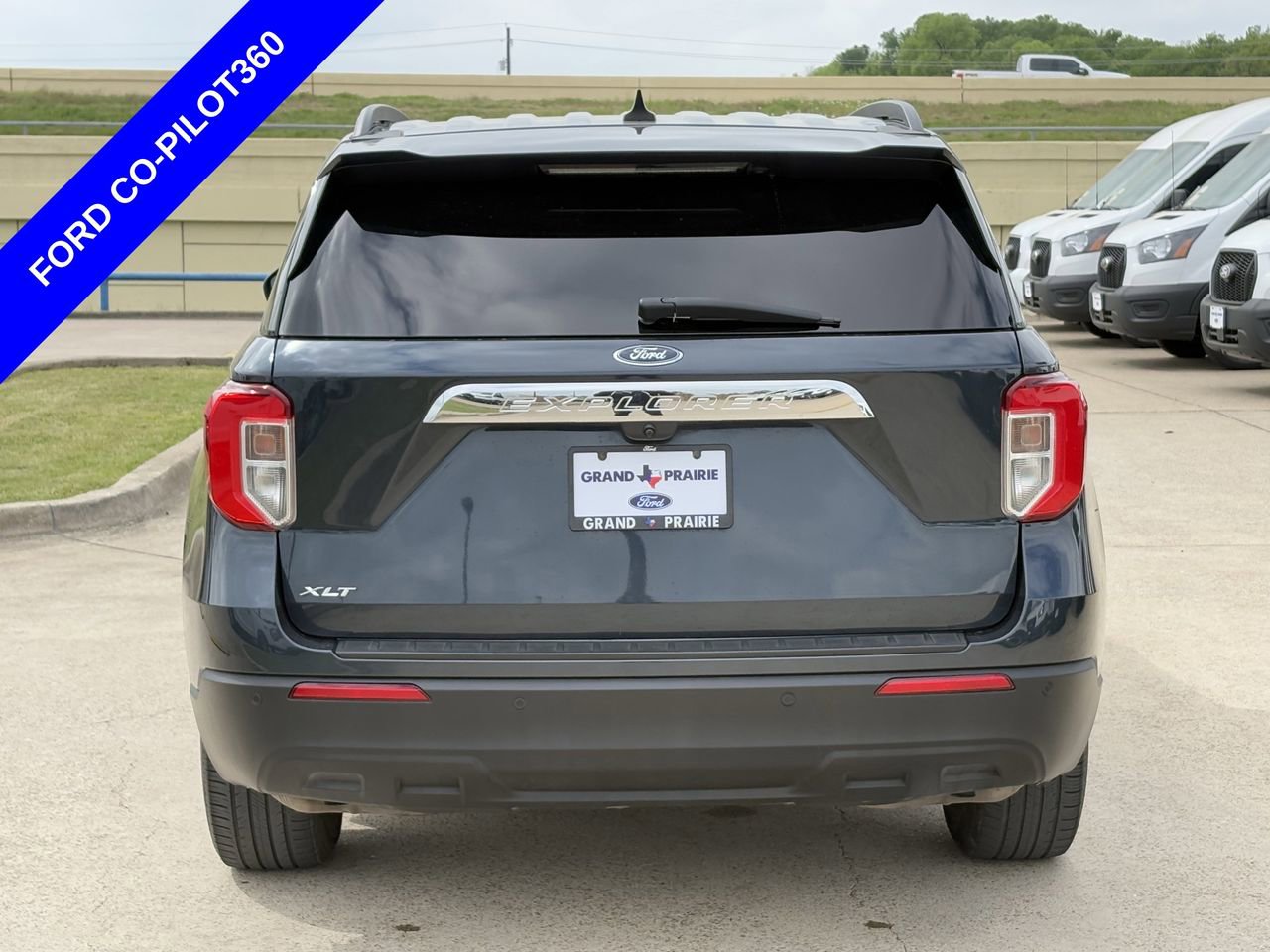 Certified 2023 Ford Explorer XLT image 7