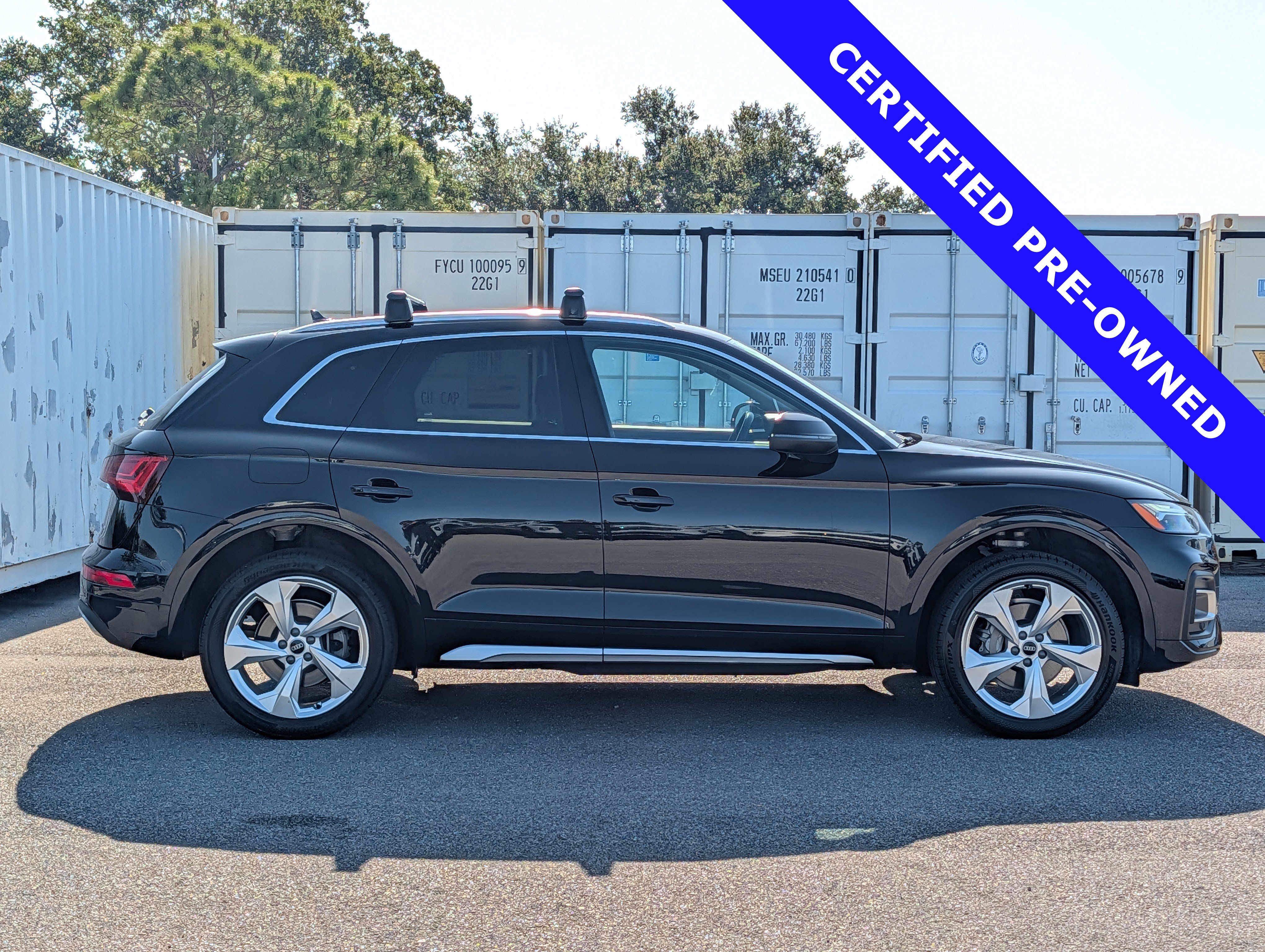 Used 2021 Audi Q5 2.0T Premium Plus w/ Premium Plus Package AWD/4WD image 3
