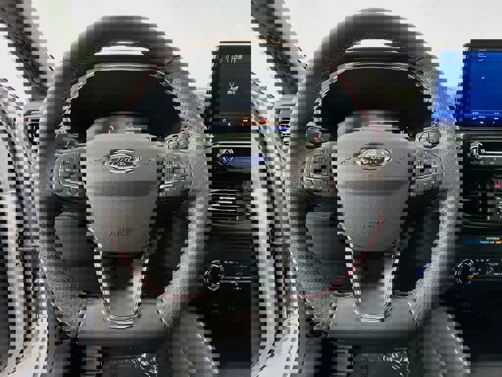 Certified 2025 Ford Escape ST-Line image 19