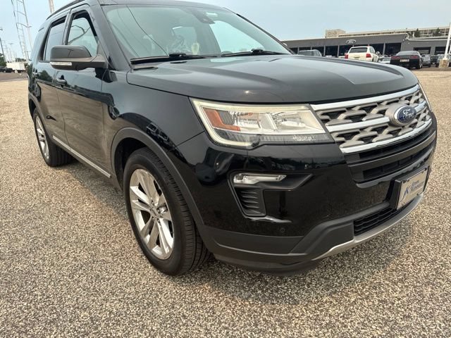Certified 2018 Ford Explorer XLT w/ Equipment Group 202A AWD/4WD image 20