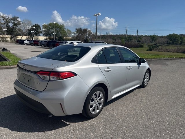 Used 2024 Toyota Corolla LE image 5