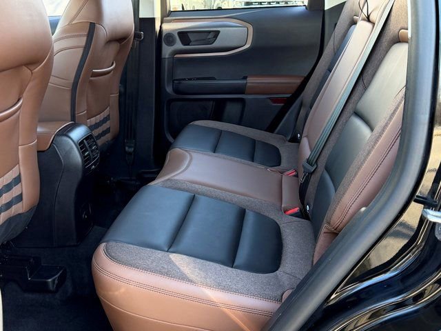 Certified 2025 Ford Bronco Sport Outer Banks w/ Outer Banks Tech Package+ AWD/4WD image 36