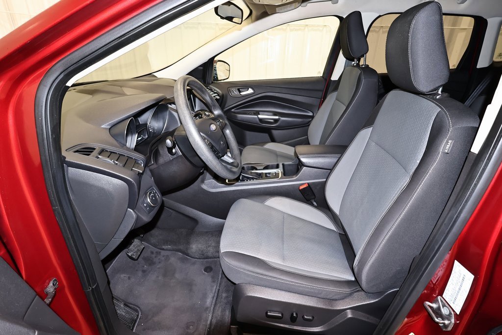 Certified 2019 Ford Escape SE image 10