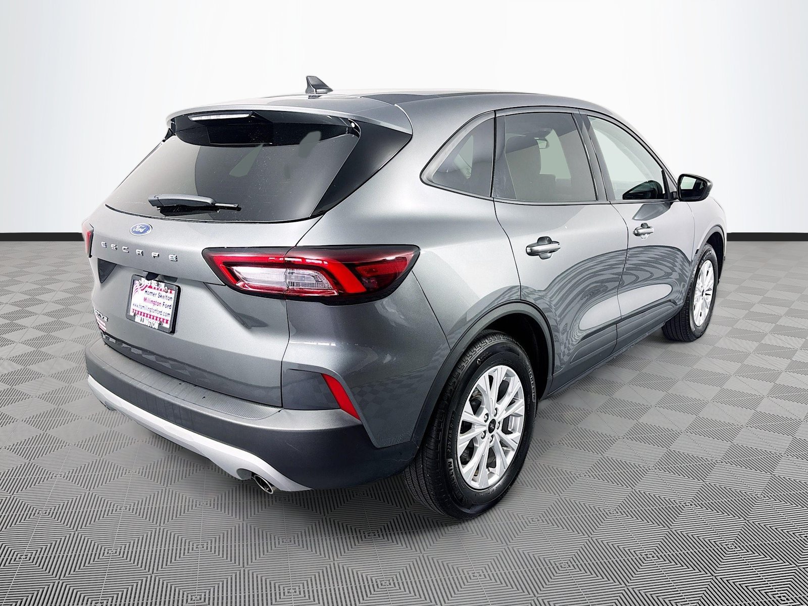 Certified 2025 Ford Escape Active FWD image 7
