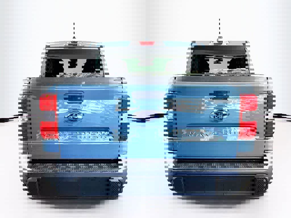 Certified 2022 Ford Maverick XLT image 4