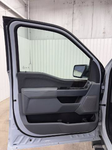 Certified 2022 Ford F150 Lariat AWD/4WD image 8